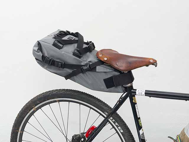 【トラベルサドルバッグ14L】 リュックに変形 バイクパッキング 大型 ロールトップ 取付金具不要 No.1050【送料無料】