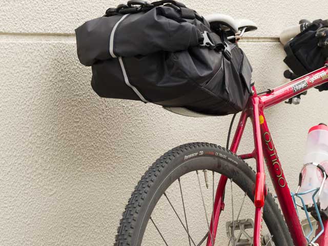 【防水トラベルサドルバッグ】 リュックに変形 バイクパッキング 大型 ロールトップ 取付金具不要 No.1517