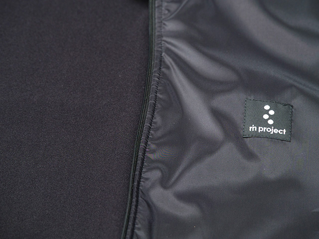 【MOVE ON ジャケット】長袖ジャージ ゆったりフィット 保温・通気・防風 2wayストレッチ 背ポケットNo.2275