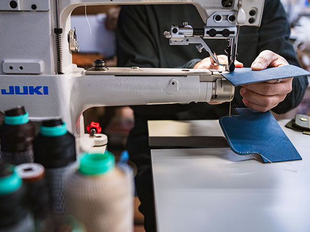 直営限定販売【TOCHIGI LEATHER SACOCHE】最高級 栃木レザー サコッシュ minca製 ショルダーバッグ 日本製 No.5157